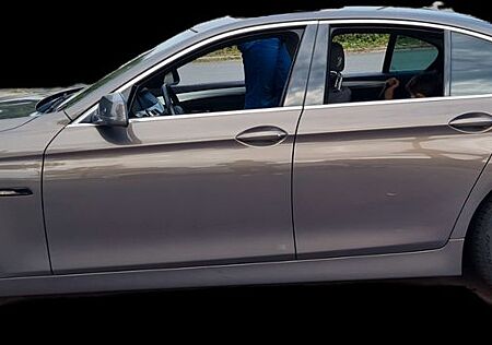 BMW 520i -