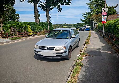VW Passat Variant Volkswagen 1.6