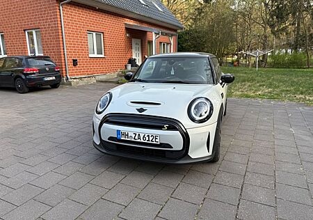 Mini Cooper SE Yours Trim Add.LED/H&K/ACC/HUD