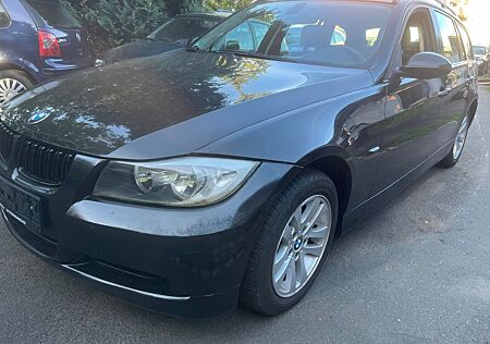 BMW 318i 318 Baureihe 3 Touring *TÜV 03/26*
