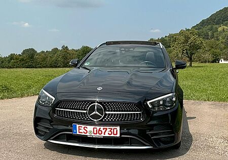 Mercedes-Benz E 300 de AMG LINE*PANO*DISTRO*360°K*NIGHT*BURM