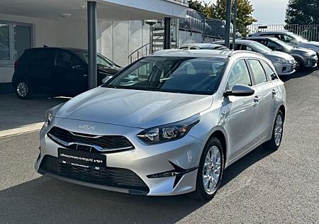 Kia Cee'd Ceed 1.0T Vision Sportswagon Allwetter Navi Appl
