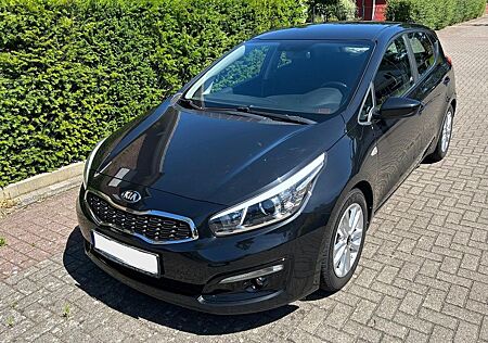 Kia Cee'd / Ceed 1.4 CVVT Attract Attract