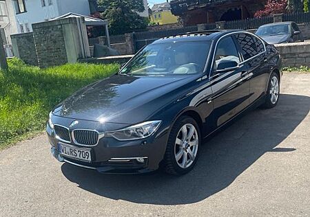 BMW 320d xDrive Luxury Line Luxury Line