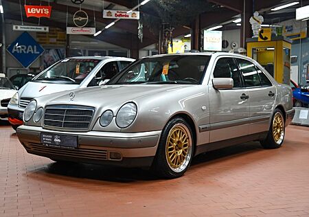 Mercedes-Benz E 240 W210 *2.HD*KLIMA*SHZ*PDC*TOP*GARANTIE*