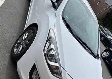 Hyundai i30 blue 1.6 CRDi 81kW Classic