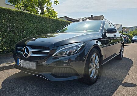 Mercedes-Benz C 220 d T - Scheckheft, Garage