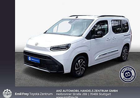 Toyota Pro Ace Proace City Verso 50 kWh L1 Team D, Navi