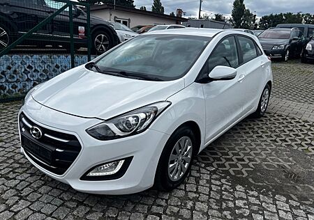 Hyundai i30 blue Trend