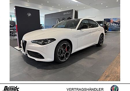 Alfa Romeo Giulia 2.0 Turbo 16V AT8-Q4 Veloce (952)
