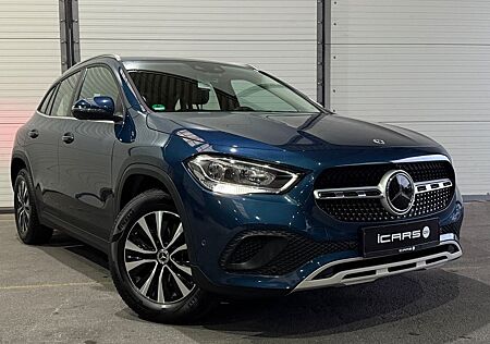 Mercedes-Benz GLA 200 *AUTOMATIK*KAMERA*AHK*LEDER*NAVI*SHZ*PDC