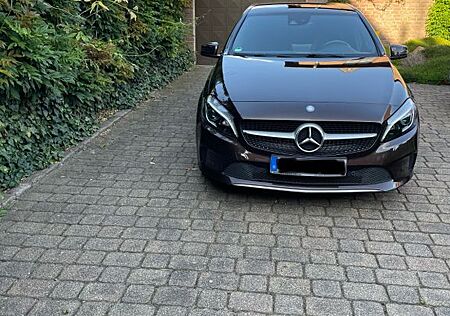 Mercedes-Benz A 220 4matic