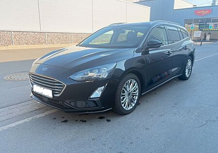 Ford Focus Turnier Titanium
