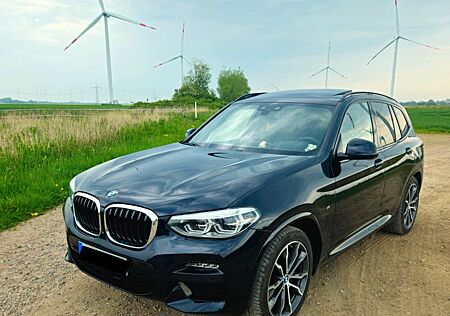 BMW X3 xDrive30d M SPORT, AHK,PANO,SHZ,