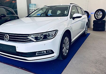 VW Passat Variant Volkswagen 1.6 TDI Trendline BMT DSG NAVI