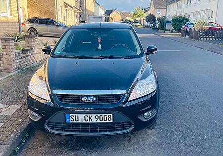 Ford Focus 1,6 Ti-VCT Black Magic Black Magic