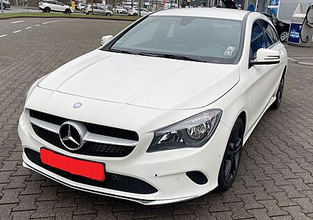 Mercedes-Benz CLA 200 Shooting Brake -