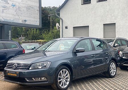 VW Passat Volkswagen Lim. Trendline BlueMotion