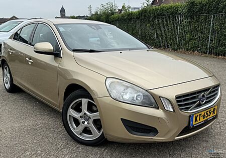 Volvo S60 2.0 D3 R-Design