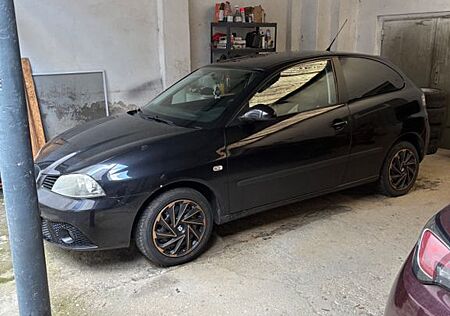 Seat Ibiza 1.4 16V 63kW Reference Reference