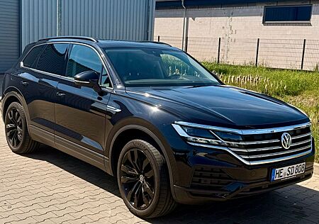 VW Touareg Volkswagen 3.0 V6 TDI HU/AU, NEU! 8-fach bereift!