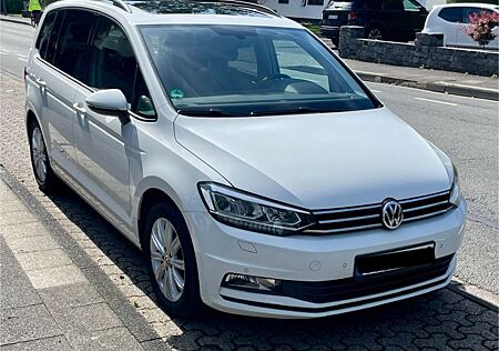 VW Touran Volkswagen 1.6 TDI DSG LED 7 Sitzer Panodach