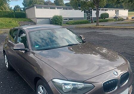 BMW 116d 2.0L Diesel TÜV 09/26 Euro5 Schaltgetriebe