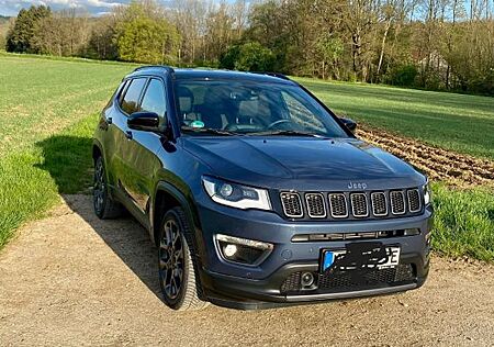 Jeep Compass 1.3l T4-PHEV 140kW Altitude Autom. 4...
