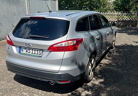 Ford Focus 2,0TDCi 120kW DPF Titanium Turnier Tit...