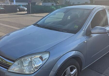 Opel Astra H *TÜV NEU *KLIMA *SCHECKHEFT