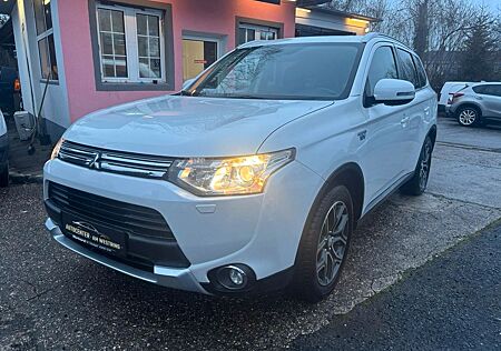 Mitsubishi Outlander 4WD /ACC/Spurhalteassistent/AHK/