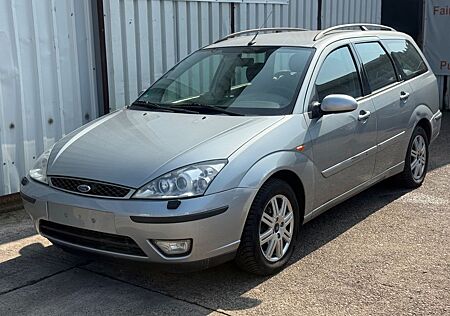 Ford Focus 2.0 Ghia X Automatik*1.Hand*TÜV*PDC*Klima