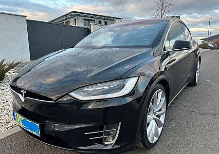 Tesla Model X 90D - MCU2, CCS, 7 persons