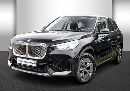 BMW iX1 xDrive30