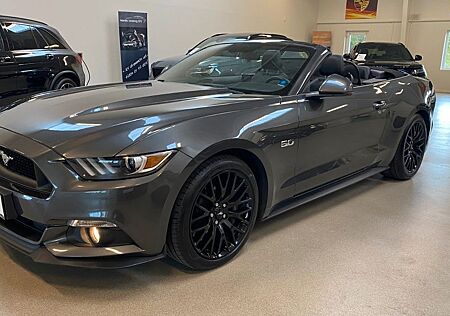 Ford Mustang GT 5.0 Convertible
