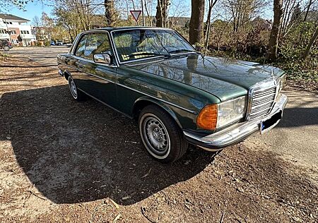 Mercedes-Benz 230 230CE, W123/C123, Automatik, H-Kennzeichen,