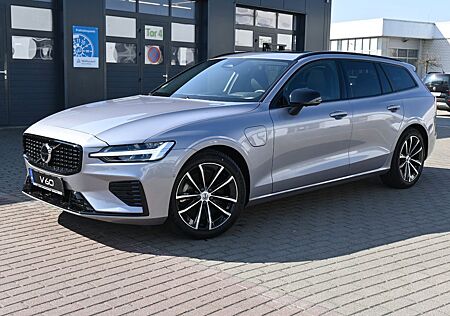 Volvo V60 T6 AWD RC Plus Dark*PANO*360°*ACC*HuD*AHK