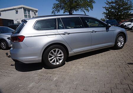 VW Passat Variant Volkswagen Passat VR.Busin.AUT*AHK*NAV*SHZ*ACC*LED*CAM*SPUR
