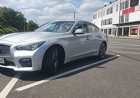 Infiniti Q50 2.2d Premium Automatik Premium