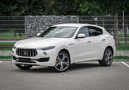 Maserati Levante Benzin 3.0 V6 316kW S GRANLUSSO SQ4