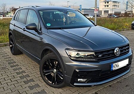 VW Tiguan Volkswagen 2.0 TDI-190PS-DSG-4MOTION R-Line