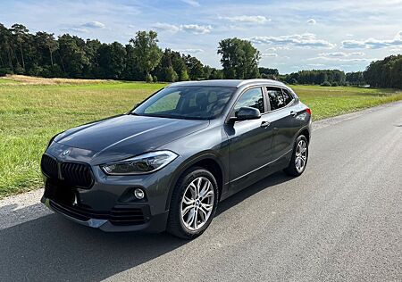 BMW X2 sDrive20i Navi Plus, Tüv neu,PDC, Head Up