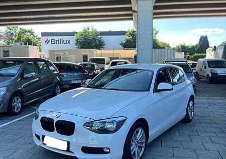 BMW 118d Sport Line Sport Line Automatik