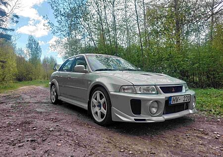Mitsubishi Lancer evo 5