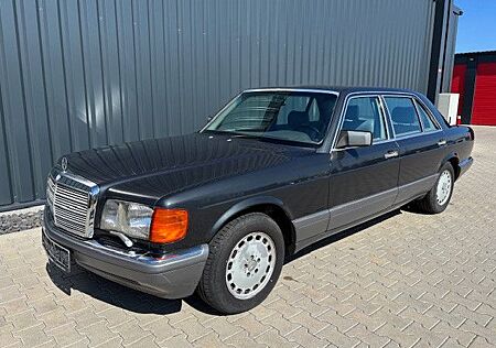 Mercedes-Benz 300 SEL