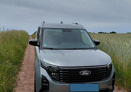 Ford Courier