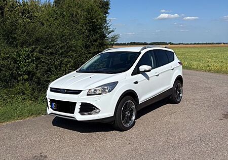 Ford Kuga 2,0 TDCi 2x4 110kW Titanium Titanium
