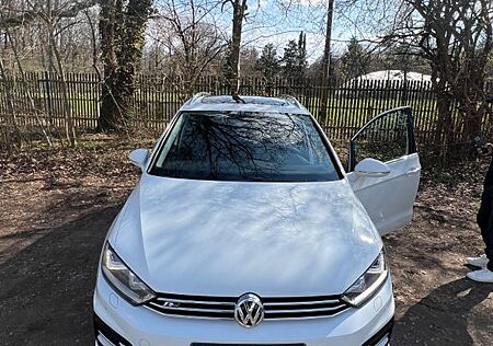 VW Golf Sportsvan Volkswagen 1.4 TSI DSG R line