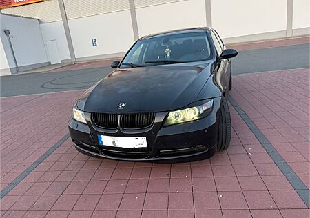 BMW 330i E90 TÜV Neu