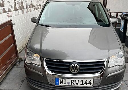 VW Touran Volkswagen 1.4 TSI 103kW DSG -